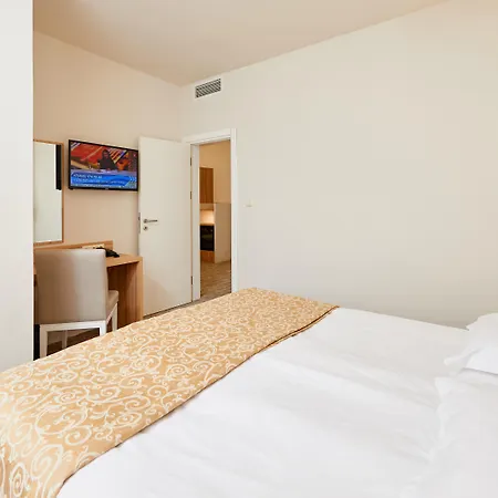 Laguna Park & Aqua Club 호텔 4*